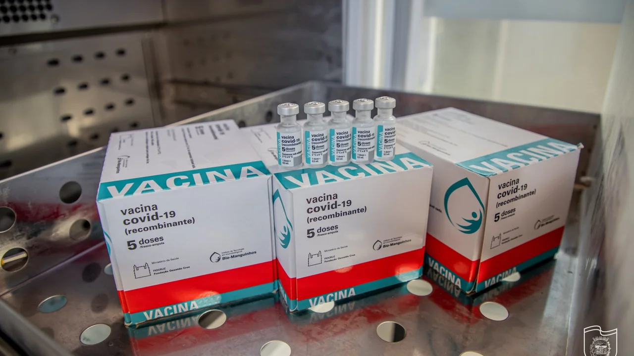 Pessoas com retorno para segunda dose da AstraZeneca até 12 de setembro podem se vacinar