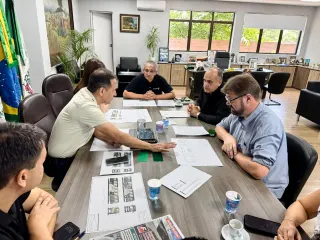 Prefeitura de Paranaguá avança na modernização do transporte coletivo com nova frota de ônibus