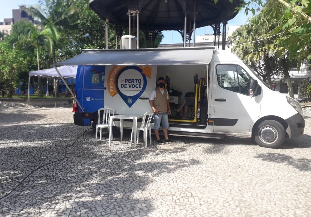 População pode retirar o Cartão SUS em ponto itinerante na Praça Fernando Amaro