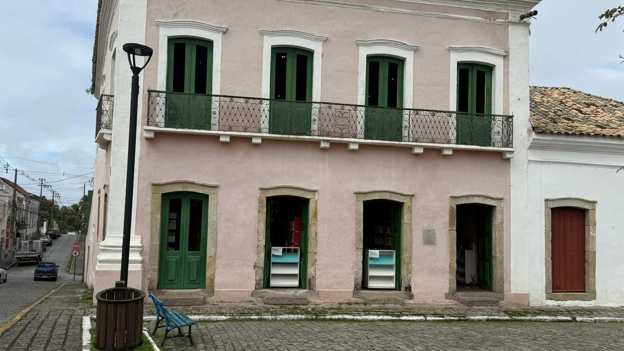 Acervo da Biblioteca Mário Marcondes Lobo está disponível para leitura na Casa Brasílio Itiberê
