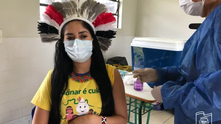 Vacinação na ilha da Cotinga