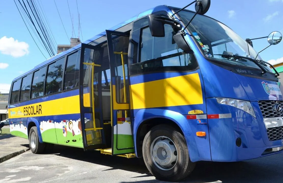 Prefeitura reforça compromisso com a segurança e o conforto dos alunos do transporte escolar