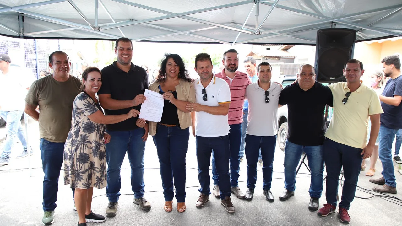 Moradores do Jardim Samambaia ganham obras de pavimentação asfáltica