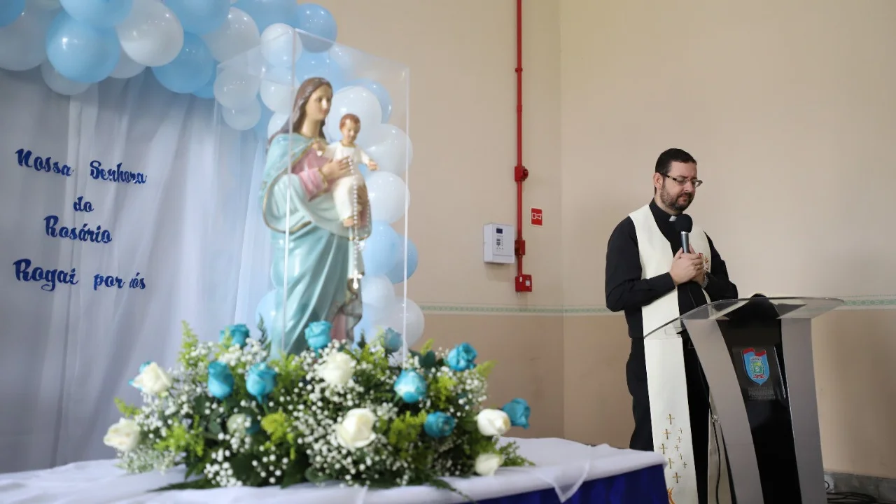 Padroeira da Diocese de Paranaguá visita Estação Ferroviária