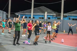 Ginástica gratuita reúne mais de 70 mulheres no Parque São João e fortalece saúde e bem-estar