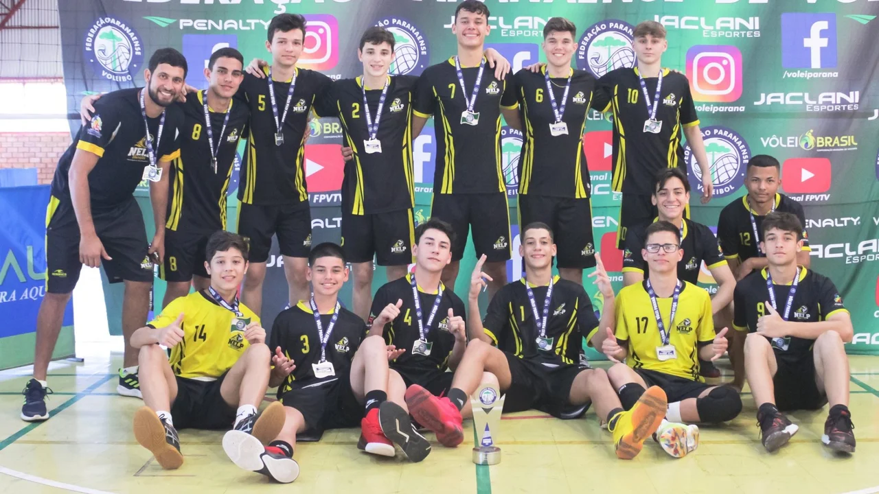 Vice-campeões: Equipe masculina sub-17 da NELP Univolei/SESPOR conquista prata e acesso à Série A do Campeonato Paranaense de Vôlei
