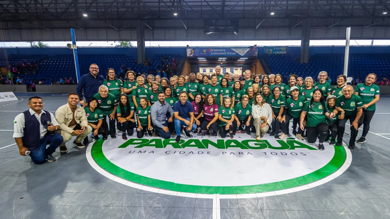 Esporte e integração marcam encontro da melhor idade em Paranaguá
