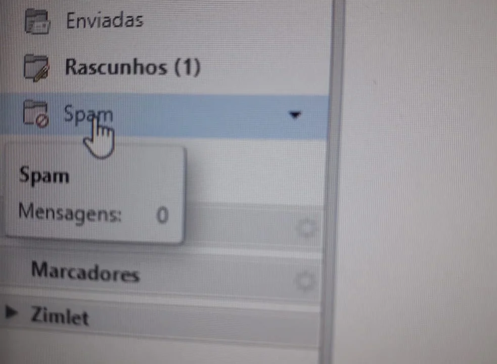 Secretaria de Saúde alerta para falso e-mail para cadastro de vacina
