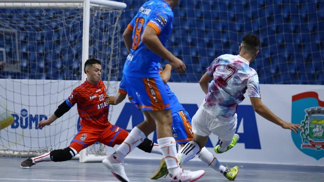 Primeira rodada de jogos da Copa do Mundo Futsal tem vitória de brasileiros