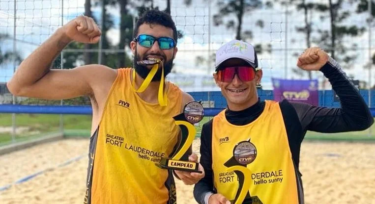 Primeiro ouro do ano: Murilo e Abner do Projeto Ágatha/SESPOR conquistam 1º lugar no Circuito Pinhais 2023