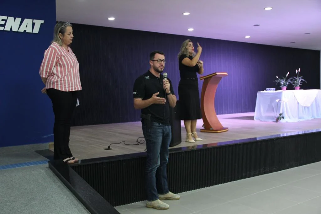 Palestra debateu os maus tratos contra os animais