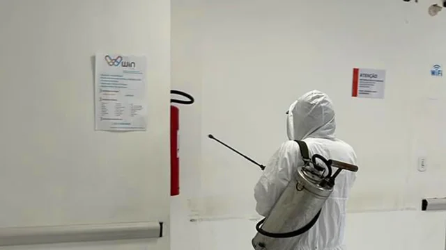 Secretaria de Saúde realiza ações contra a dengue em imóveis com grande circulação de pessoas