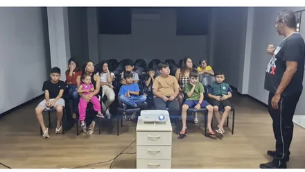 Cine Bairro